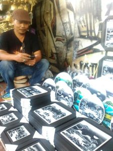 un pintor en la calle de Maliboro, Yogyakarta