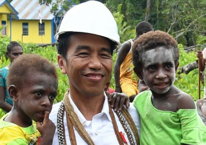 jokowi asmat